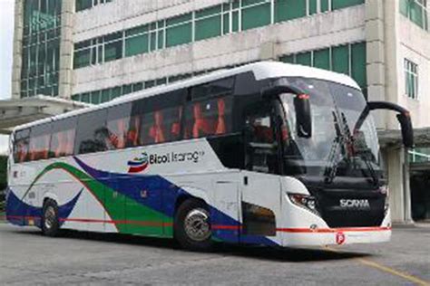 Bus and Coach Travel in Philippines .